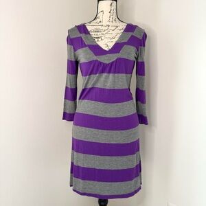 y2k grey & purple striped 3/4 sleeve vneck mini dress